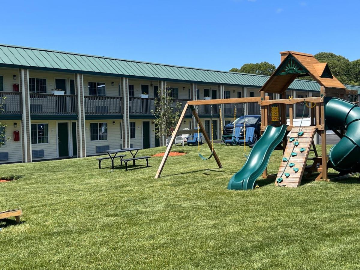 Sunbird Cape Cod Resort West Yarmouth Exterior photo